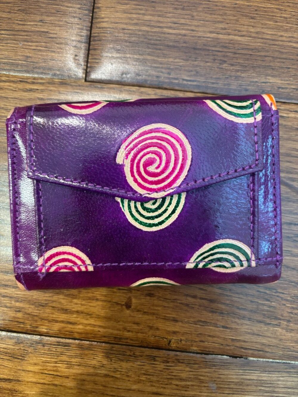 NWOT Handpainted Purple Swirl Trifold Calf Leather Wallet – Made in Greece